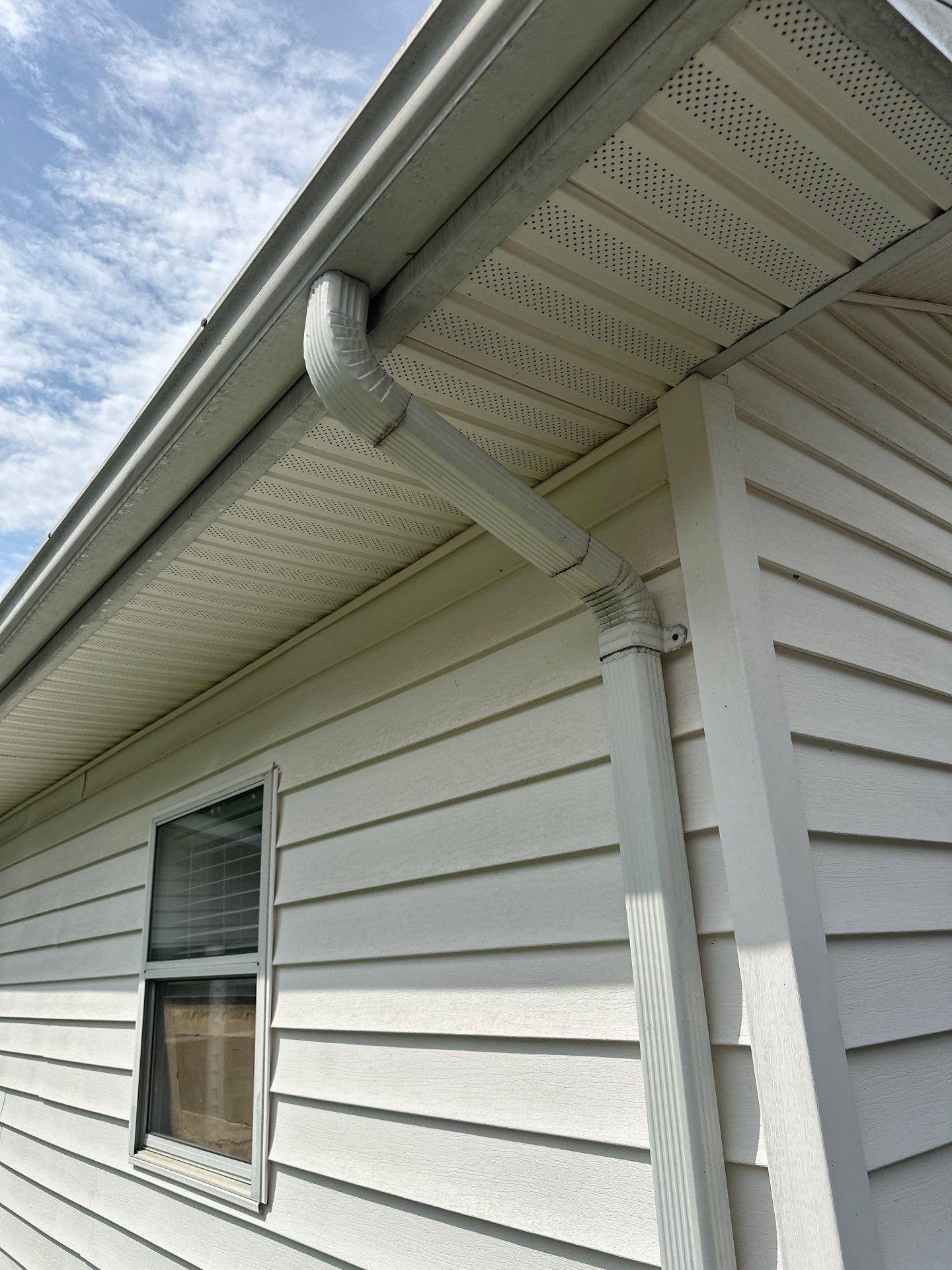 Clear Your Gutters Before the Leaves Drop